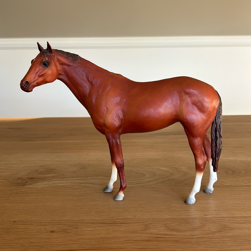 Breyer Secretariat in great condition. No box.